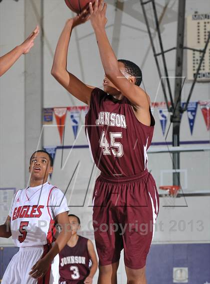 Thumbnail 1 in Johnson vs. Pleasant Grove (St. Hope Elite Classic) photogallery.