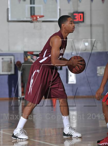 Thumbnail 2 in Johnson vs. Pleasant Grove (St. Hope Elite Classic) photogallery.