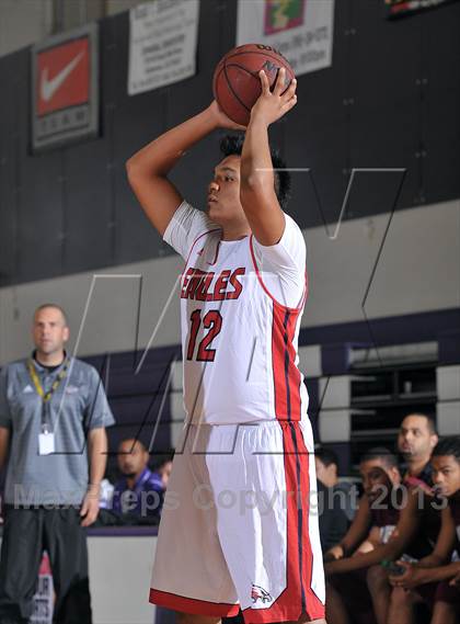 Thumbnail 3 in Johnson vs. Pleasant Grove (St. Hope Elite Classic) photogallery.