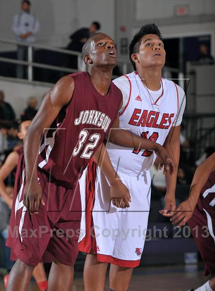 Thumbnail 2 in Johnson vs. Pleasant Grove (St. Hope Elite Classic) photogallery.