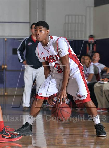 Thumbnail 3 in Johnson vs. Pleasant Grove (St. Hope Elite Classic) photogallery.