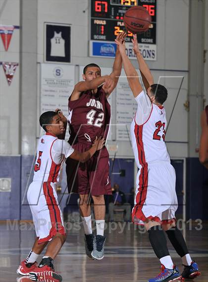 Thumbnail 3 in Johnson vs. Pleasant Grove (St. Hope Elite Classic) photogallery.