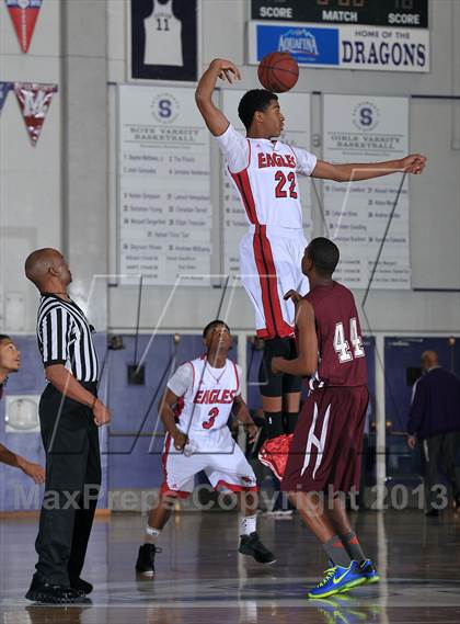 Thumbnail 1 in Johnson vs. Pleasant Grove (St. Hope Elite Classic) photogallery.