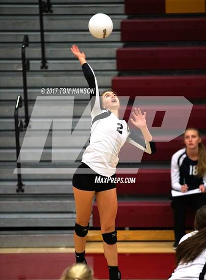 Thumbnail 1 in Arapahoe vs. Rocky Mountain (CHSAA 5A Regional Playoff) photogallery.