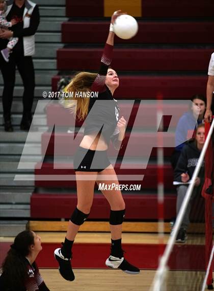 Thumbnail 1 in Arapahoe vs. Rocky Mountain (CHSAA 5A Regional Playoff) photogallery.