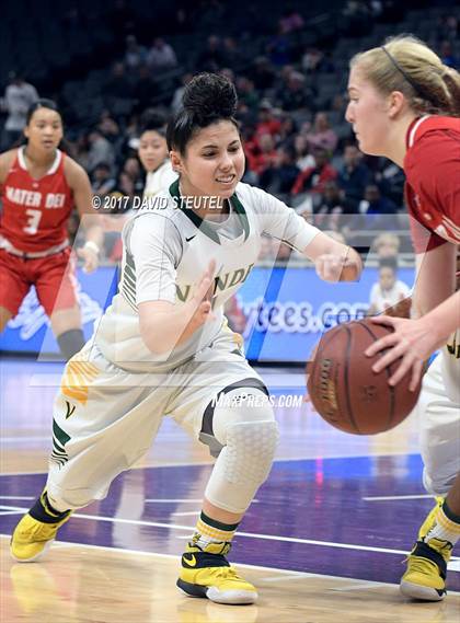 Thumbnail 1 in Mater Dei vs. Vanden (CIF State D2 Final) photogallery.