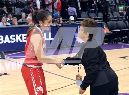 Thumbnail 1 in Mater Dei vs. Vanden (CIF State D2 Final) photogallery.