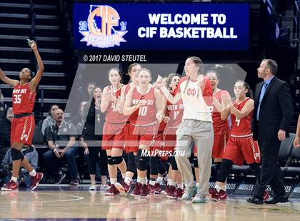 Thumbnail 3 in Mater Dei vs. Vanden (CIF State D2 Final) photogallery.