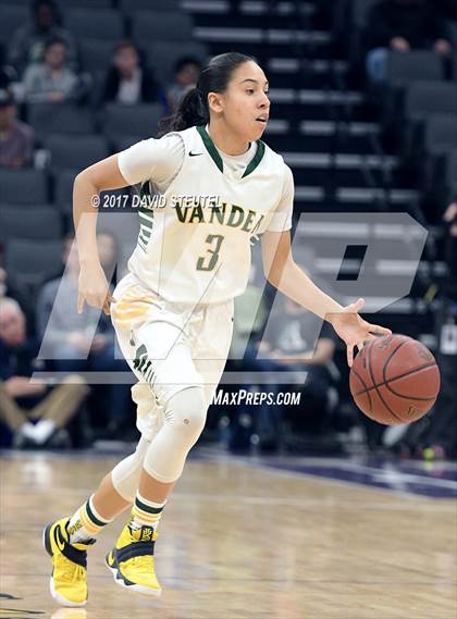 Thumbnail 3 in Mater Dei vs. Vanden (CIF State D2 Final) photogallery.