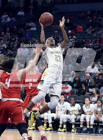 Thumbnail 1 in Mater Dei vs. Vanden (CIF State D2 Final) photogallery.