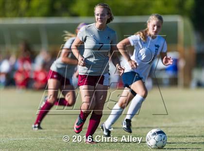 Thumbnail 3 in Walker Valley vs. Dobyns-Bennett photogallery.