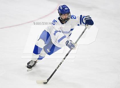 Thumbnail 3 in Simsbury vs. Darien (CIAC DI Semifinal) photogallery.