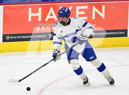 Thumbnail 3 in Simsbury vs. Darien (CIAC DI Semifinal) photogallery.