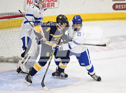 Thumbnail 3 in Simsbury vs. Darien (CIAC DI Semifinal) photogallery.
