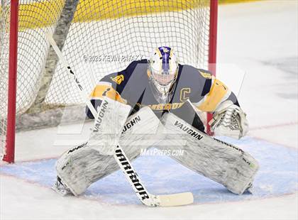 Thumbnail 3 in Simsbury vs. Darien (CIAC DI Semifinal) photogallery.
