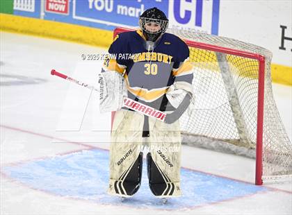 Thumbnail 3 in Simsbury vs. Darien (CIAC DI Semifinal) photogallery.