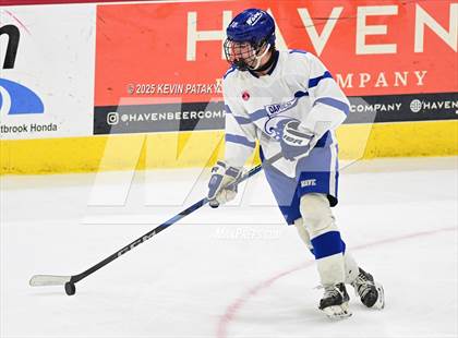 Thumbnail 2 in Simsbury vs. Darien (CIAC DI Semifinal) photogallery.