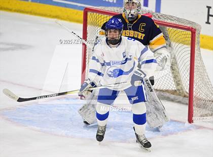 Thumbnail 3 in Simsbury vs. Darien (CIAC DI Semifinal) photogallery.