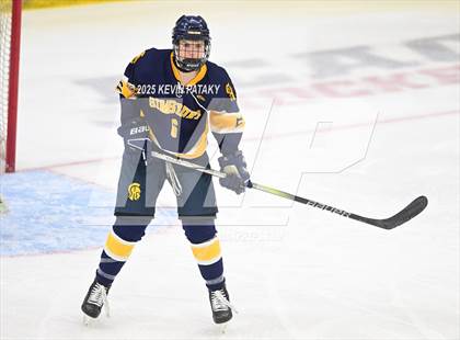 Thumbnail 1 in Simsbury vs. Darien (CIAC DI Semifinal) photogallery.