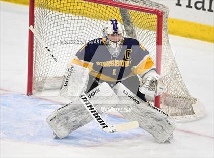 Thumbnail 1 in Simsbury vs. Darien (CIAC DI Semifinal) photogallery.