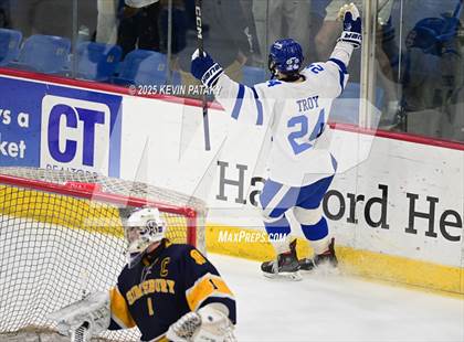 Thumbnail 2 in Simsbury vs. Darien (CIAC DI Semifinal) photogallery.