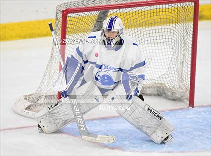 Thumbnail 2 in Simsbury vs. Darien (CIAC DI Semifinal) photogallery.