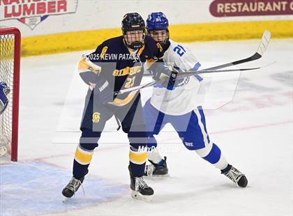 Thumbnail 1 in Simsbury vs. Darien (CIAC DI Semifinal) photogallery.