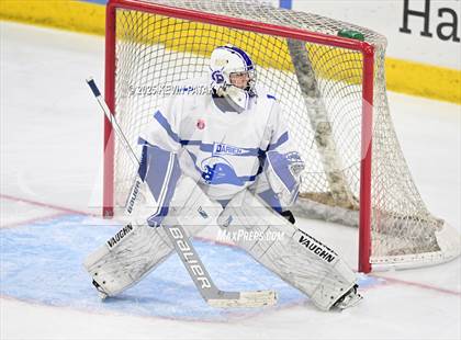 Thumbnail 3 in Simsbury vs. Darien (CIAC DI Semifinal) photogallery.