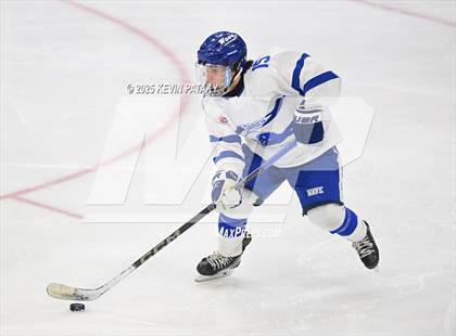 Thumbnail 2 in Simsbury vs. Darien (CIAC DI Semifinal) photogallery.