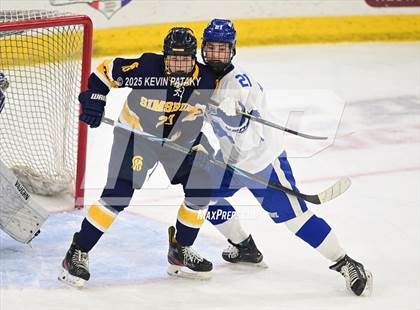 Thumbnail 3 in Simsbury vs. Darien (CIAC DI Semifinal) photogallery.