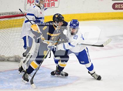 Thumbnail 2 in Simsbury vs. Darien (CIAC DI Semifinal) photogallery.