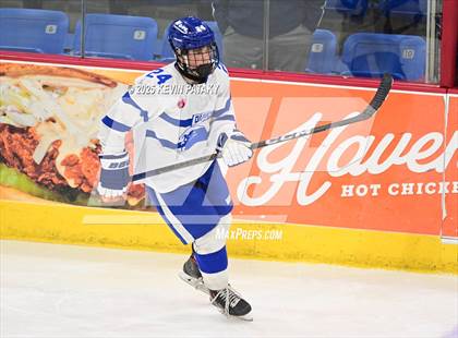 Thumbnail 2 in Simsbury vs. Darien (CIAC DI Semifinal) photogallery.