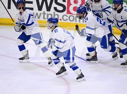 Thumbnail 2 in Simsbury vs. Darien (CIAC DI Semifinal) photogallery.