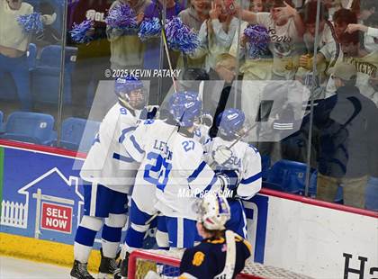 Thumbnail 3 in Simsbury vs. Darien (CIAC DI Semifinal) photogallery.