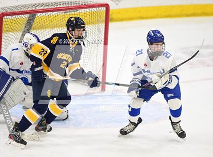 Thumbnail 3 in Simsbury vs. Darien (CIAC DI Semifinal) photogallery.
