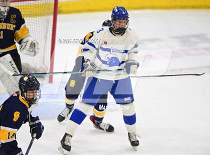 Thumbnail 2 in Simsbury vs. Darien (CIAC DI Semifinal) photogallery.