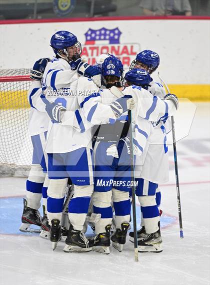 Thumbnail 3 in Simsbury vs. Darien (CIAC DI Semifinal) photogallery.