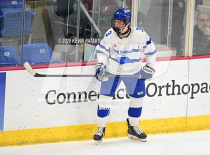 Thumbnail 2 in Simsbury vs. Darien (CIAC DI Semifinal) photogallery.