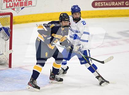 Thumbnail 2 in Simsbury vs. Darien (CIAC DI Semifinal) photogallery.