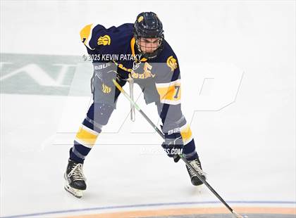 Thumbnail 1 in Simsbury vs. Darien (CIAC DI Semifinal) photogallery.