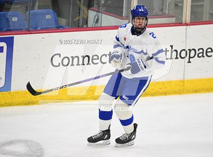 Thumbnail 1 in Simsbury vs. Darien (CIAC DI Semifinal) photogallery.