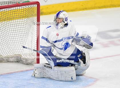 Thumbnail 3 in Simsbury vs. Darien (CIAC DI Semifinal) photogallery.
