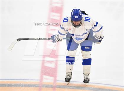Thumbnail 2 in Simsbury vs. Darien (CIAC DI Semifinal) photogallery.