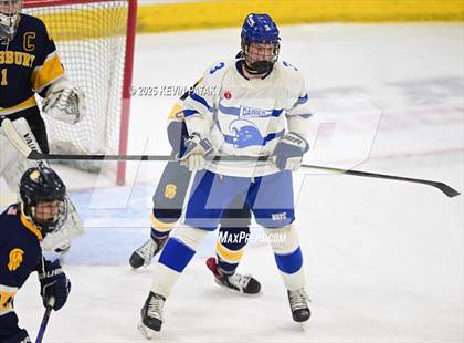 Thumbnail 1 in Simsbury vs. Darien (CIAC DI Semifinal) photogallery.