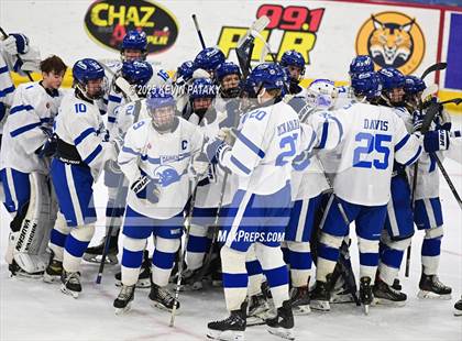 Thumbnail 2 in Simsbury vs. Darien (CIAC DI Semifinal) photogallery.