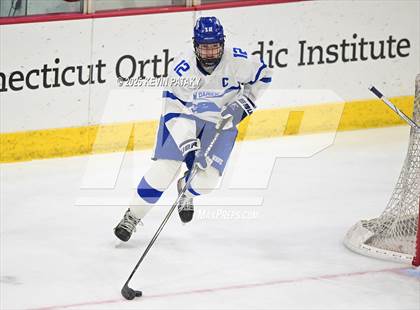 Thumbnail 3 in Simsbury vs. Darien (CIAC DI Semifinal) photogallery.