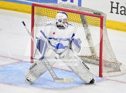 Thumbnail 1 in Simsbury vs. Darien (CIAC DI Semifinal) photogallery.