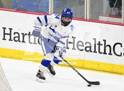 Thumbnail 1 in Simsbury vs. Darien (CIAC DI Semifinal) photogallery.