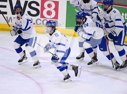 Thumbnail 3 in Simsbury vs. Darien (CIAC DI Semifinal) photogallery.