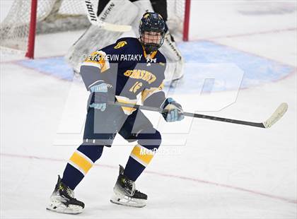 Thumbnail 1 in Simsbury vs. Darien (CIAC DI Semifinal) photogallery.